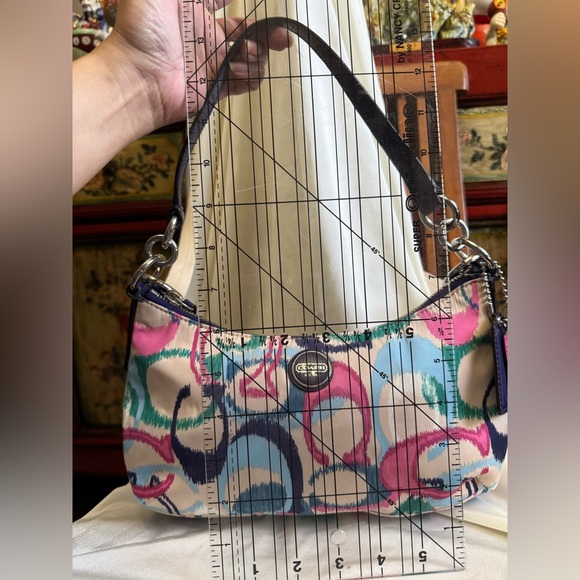 AUTHENTIC COACH SHOULDER BAG - Picture 7 of 9